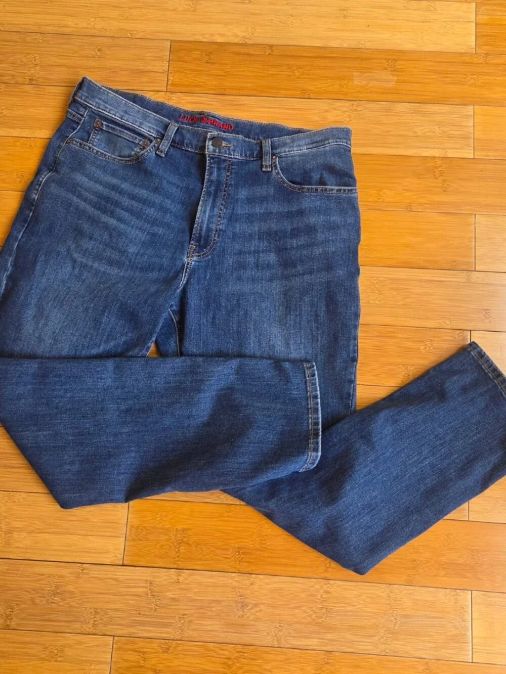 Lucky Brand 410 Athletic Straight Leg Men's 36x32 Stretch Denim Jeans